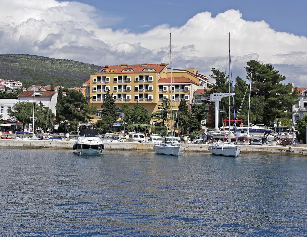 Hotel Selce Exterior foto